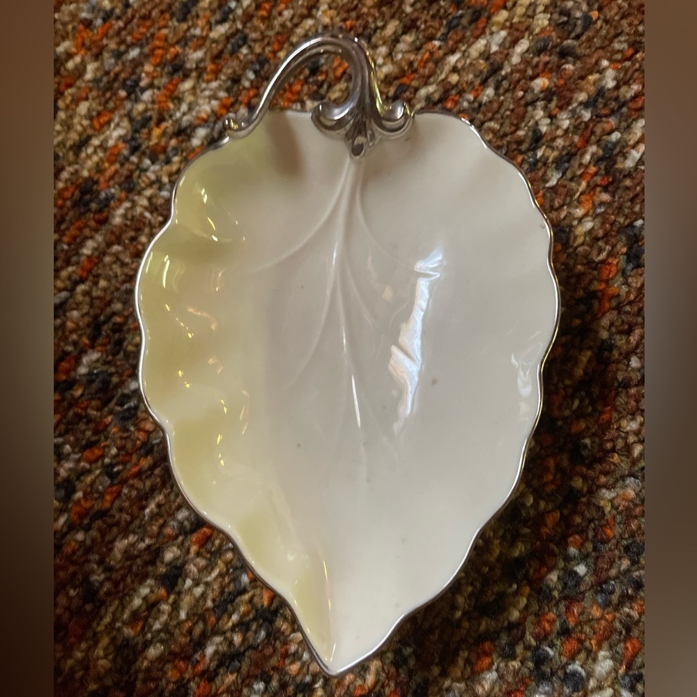 Lenox Silver trim leaf candy/trinket dish